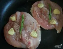 Куряче філе з розмарином - покроковий рецепт з фото на куряче
