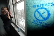 Чи можна курити на сходовому майданчику багатоквартирного будинку багатоквартирного