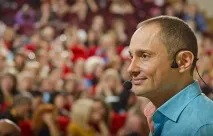 Насправді я розумна, але живу як дурниця» 10 порад розумним жінкам від успішного чоловіка, які змінюють живу