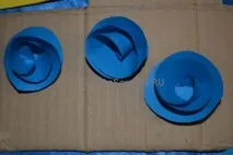 руками