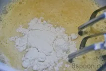 Відбивні зі свинини в клярі на мінеральній воді - 8 Ложек воді