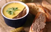 дакі