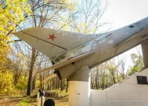 Пам’ятник винищувачу Су-9 у Бобрівці, Самарська область су-9
