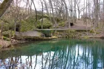 Плачуча скеля і Марсіанське озеро (Скелясте), Пантікапей скеля