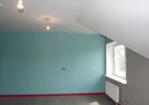 Фарбування стін та стель у школах стель