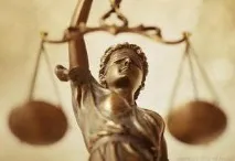 Суд присяжних до України присяжних