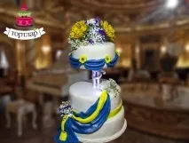 світиться