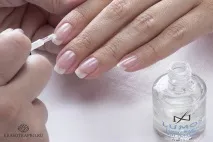 Техніка нанесення лаків Essie нанесення