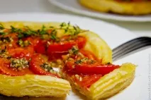 помідорами