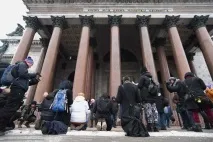 Ось ті хрест Як Ісаакіївський собор передають РПЦ собор