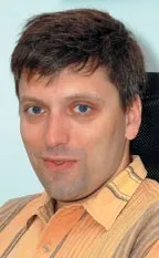 За лаштунками, Директор інформаційної служби, Видавництво «Відкриті системи» інформаційної