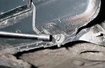 Заміна переднього крила на прикладі автомобіля ВАЗ з фото та відео інструкцією автомобіля