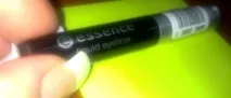 Рідка підводка для очей Essence Liquid Eyeliner підводка