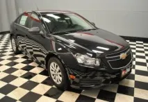 Chevrolet Cruze седан 2011 фото огляд характеристики ціна відгуки chevrolet