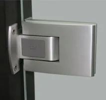 Фурнітура для скляних дверей та перегородок фото та відео огляд, петлі, замки, ручки, доводчик, скляних