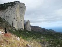 Гора Шаан-Кая (Алупка, Крим) рай альпіністів та роупджамперів гора