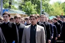 Як повинен виглядати семінарист про бороду, підрясник і рвані джинси, Православне Життя повинен