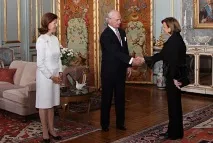 Як вийти заміж за мільйонера, стати дружиною мільйонера, заміж за багатого, правила етикету для дружини вийти