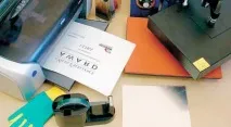 Металеві таблички або шильди - таблички з написом усюди усюди