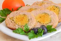 М’ясний рулет з макаронами. рулет