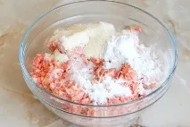М’ясний рулет з макаронами. рулет макаронами