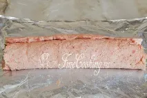 М’ясний рулет з макаронами. макаронами