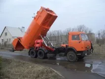 Сміттєвоз КамАЗ для транспортування побутових відходів транспортування