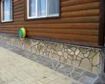 Натуральний або штучний камінь для обробки цоколю каменем