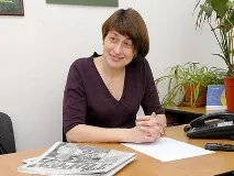 Невролог Олександра Гончар Людина, яка приймає гарячу ванну, щоб угамувати біль у спині, робить людина