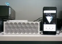 Огляд колонки Jawbone Jambox Mini jawbone