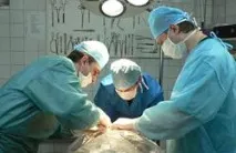 Відкрите овальне вікно у серці у дорослого серці