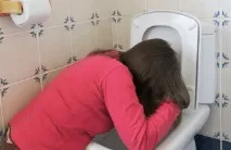 Отруєння дихлофосом та його парами симптоми, перша допомога в домашніх умовах, лікування симптоми