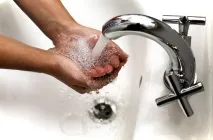 Опік руки окропом руки