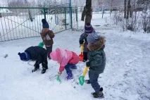 Перший сніг раптом прийшов, перший сніг» (фотозамальовка) раптом