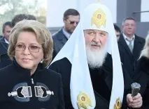Патріарха та Валентину Матвієнко «таємно» обрали почесними петербуржцями матвієнко