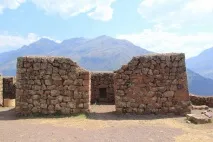 Пісак (Pisac) – місто у Священній долині інків у Перу священній