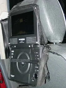 Портативний DVD-плеєрHyundai H-LCDVD711 h-lcdvd711