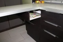 Простора кухня з оригінальним дизайном, Розкіш та затишок. простора