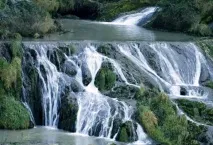Найвищий штучний водоспад у світі – мармуровий водоспад Каскату делле Марморе водоспад