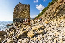 Скеля Парус у Геленджику (Прасковіївка) опис, фото, як дістатися скеля