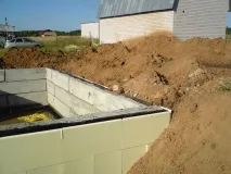 Утеплення стін підвалу зовні пінополістиролом, пінопластом. стін