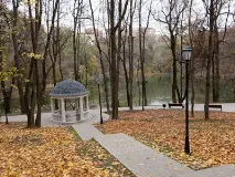 Вхід у парки хочуть зробити платним, Блоха - Інфо блоха