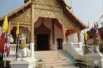 Храми в Чіанг Травень фото та опис храми