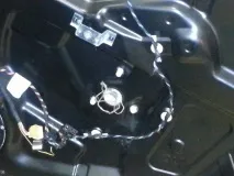 Volkswagen Touareg - П®о100 Touareg ))))))) › Logbook › § 81. Заміна, переднього правого, склопідйомника! touareg