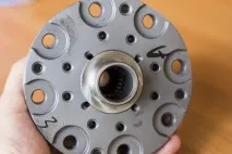 Блокування Val Racing буде