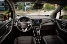 Chevrolet Tracker (2018-2019) ціна та характеристики, фотографії та огляд chevrolet