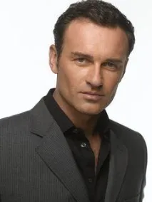 Джуліан МакМехон (Julian McMahon), Актор фото, біографія, фільмографія, новини - Навколо ТБ julian