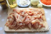 Гуляш з курячого філе з підливкою рецепт рецепт