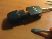 І у кохання у нашого села батарейка замок