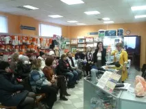 Як проходять заняття для населення в Школі для родичів людей похилого віку та інвалідів заняття